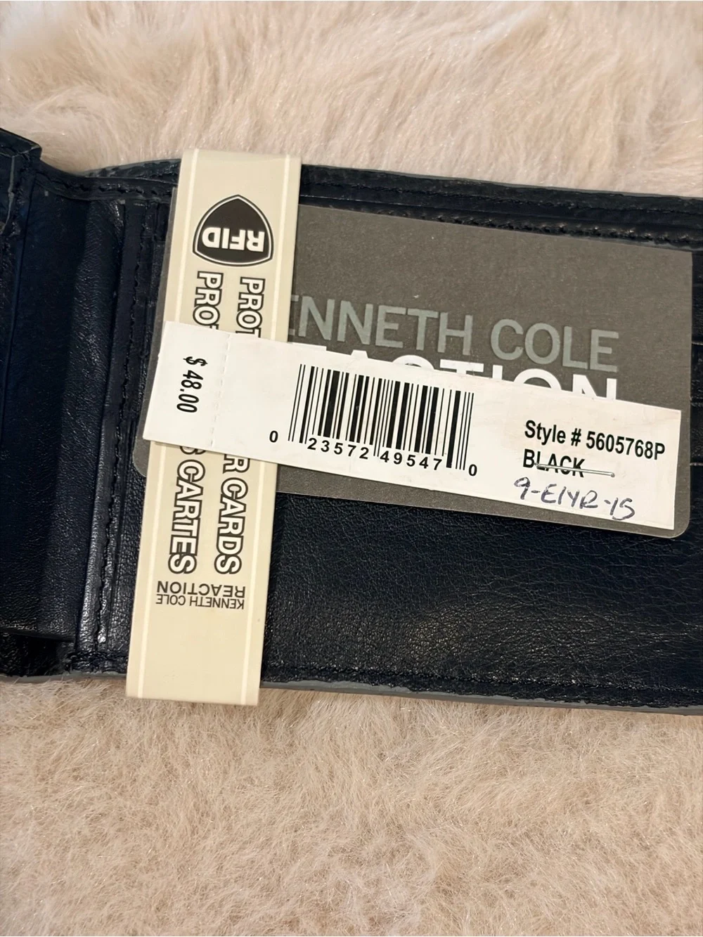 Kenneth Cole Reaction Black Leather Slim Bi-Fold Wallet